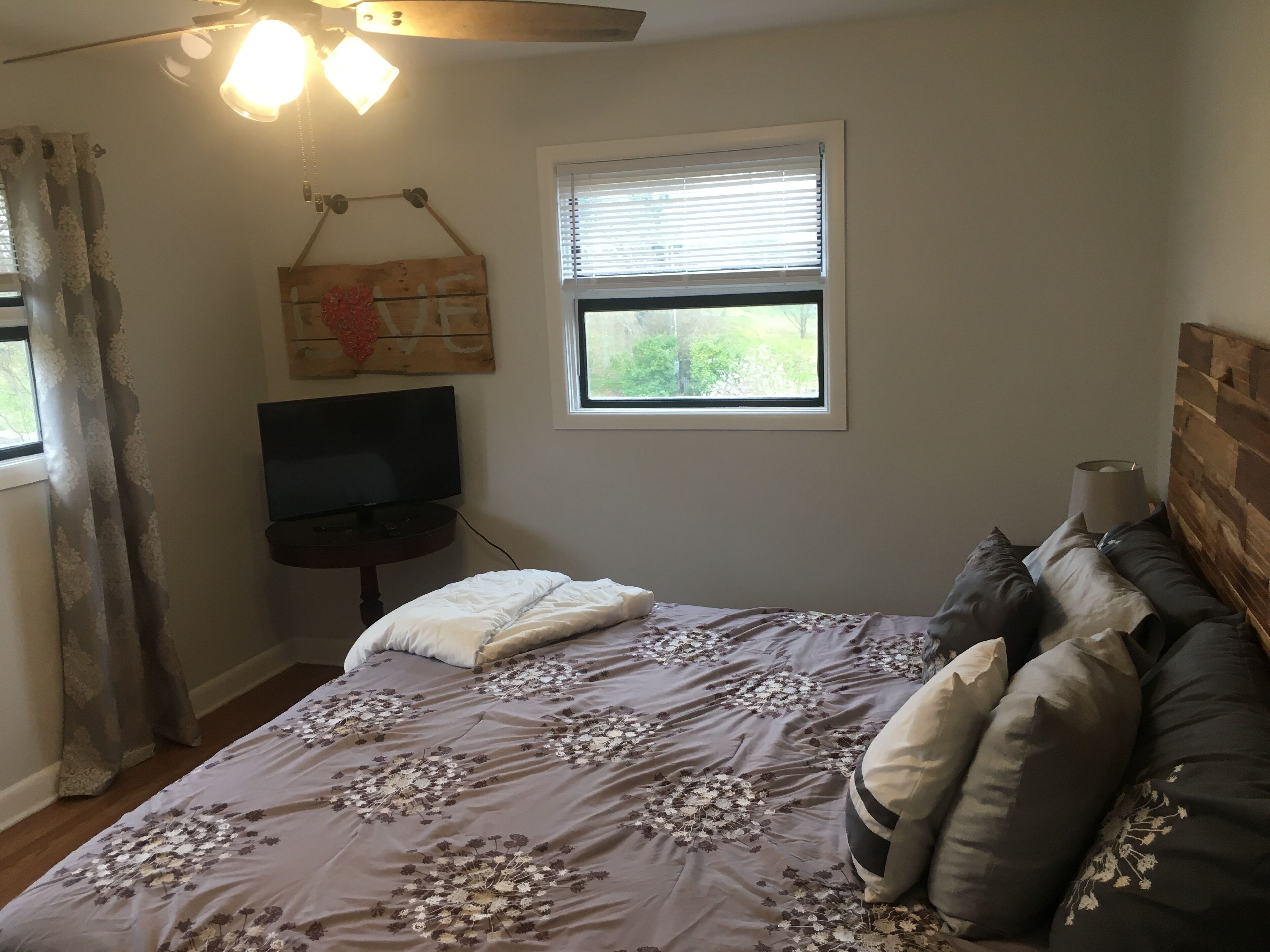 3 bedrooms, free WiFi, bed sheets