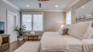 4 bedrooms, iron/ironing board, travel crib, WiFi - Luxury 4BR Home! Walk to Beach & Bike to Pool! ~ The Wander Inn at WaterSound (Santa Rosa Beach)