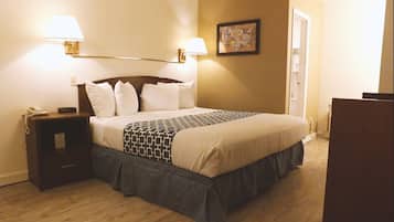 1 bedroom, in-room safe, iron/ironing board, free WiFi