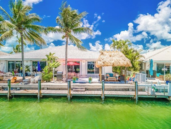 Unclassified image, 1 of 35, button