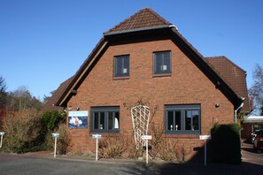 Exterior - Ferienwohnung Nessmersiel - Haus Schilling (Esens)