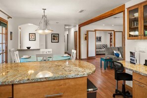 Dining - Great Home for Monthly Stays! Starlight Way - S095 (Sedona)