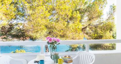 Apartment mit 3 Schlafzimmern an der Cala Ferrera