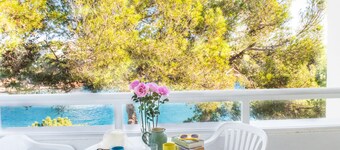 Apartment mit 3 Schlafzimmern an der Cala Ferrera