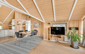 Dining - Nice home in Hvide Sande with sauna (Hvide Sande)