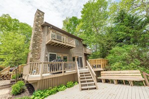 Exterior - Dog Friendly Escape w/ Dock & Fire Pit (Oakland)