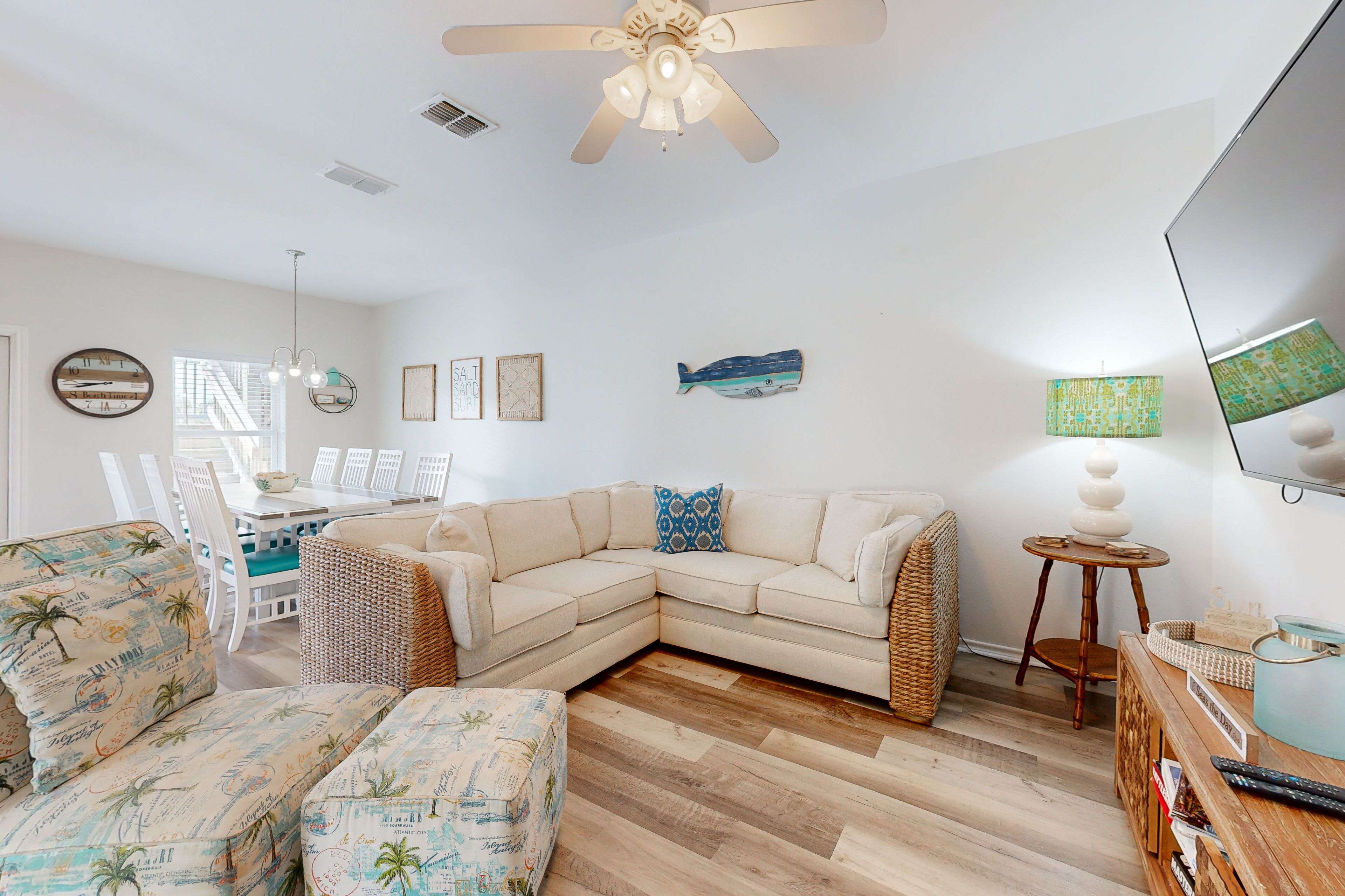 Télévision, jeux vidéo, table de tennis de table