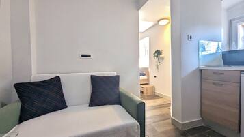 Smart TV, video games