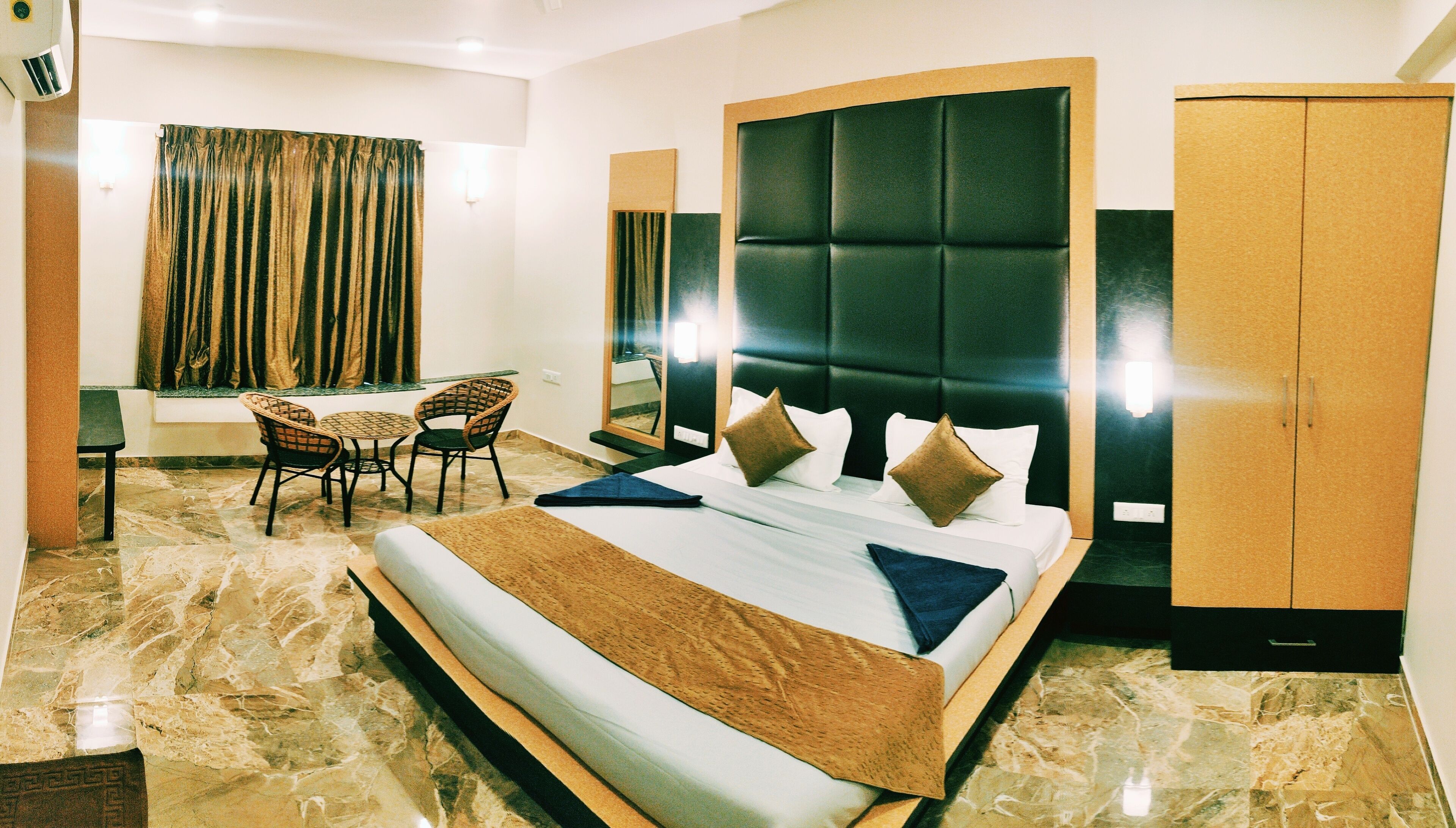 6 habitaciones, wifi y ropa de cama 