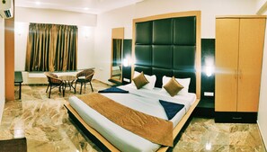 6 Schlafzimmer, WLAN, Bettwäsche