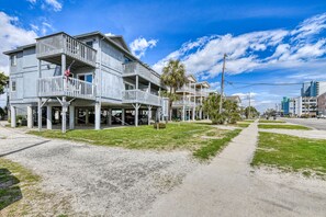 Exterior - The Coddage #5 - Two bedroom, Two Bath Second Row Condo in Garden City Beach (Garden City Beach)