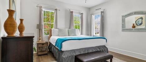 2 habitaciones, tabla de planchar con plancha, wifi y ropa de cama