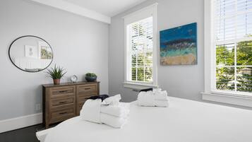 3 Schlafzimmer, Bügeleisen/Bügelbrett, WLAN, Bettwäsche