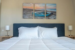 2 bedrooms, desk, iron/ironing board, travel cot