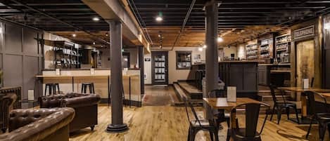 酒吧(店内)