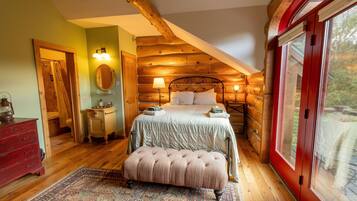 8 bedrooms, iron/ironing board, WiFi, bed sheets