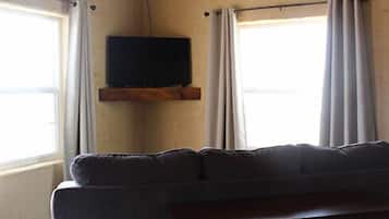Televisión, chimenea