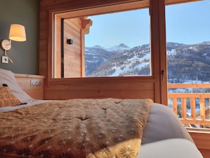5 bedrooms, WiFi
