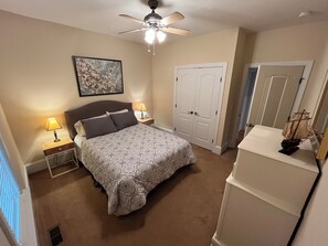 4 habitaciones, cuna de viaje, wifi gratis y ropa de cama 