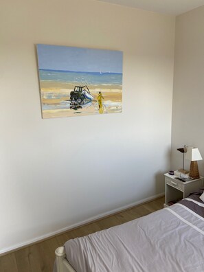 2 bedrooms, iron/ironing board