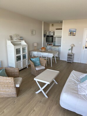 TV - Appartement Front de Mer Dans une Résidence de Prestige (NEUFCHATEL HARDELOT)