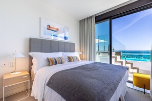 2 bedrooms, in-room safe, iron/ironing board, travel crib - Santa Barbara Heights II CLC - Luxury, private terrace pool, sea view (Mijas Costa)