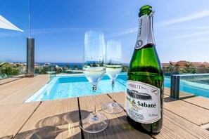 Nicht klassifiziertes Bild, 2 von 44, Schaltfläche