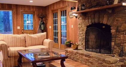 Little Juniata River House - A Fly Fishing and Family Retreat