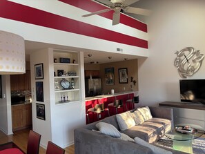 Smart TV, fireplace, DVD player