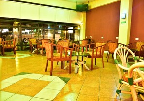 Lounge - Klique Hotel (Eldoret)