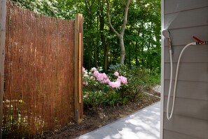 Property grounds - Modern vacation home in a quiet location (Loit)