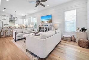 TV, offices - Golf Cart｜4bed, 3.5 bath｜Luxury 30A Getaway! (Santa Rosa Beach)