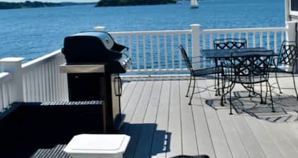 Waterfront House With Panoramic Views