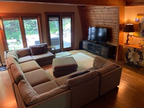 TV, fireplace, DVD player, stereo