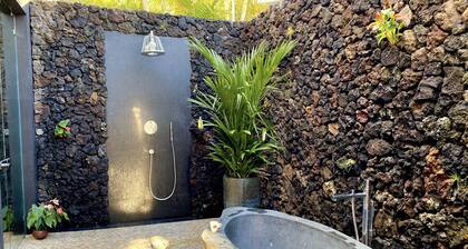 Lux family-friendly. Steps to beaches, restaurants & shopping.