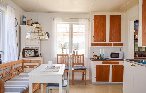 Gorgeous home in Burseryd with kitchen