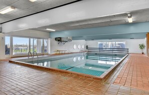 Indendørs pool
