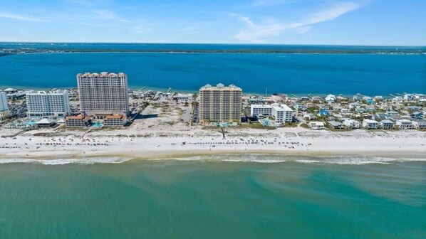 On the beach, sun loungers, beach towels - Beach Days Made Easy – 2BR Beachfront Getaway on the Sand (Pensacola Beach)