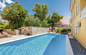 Pool - 1 bedroom beautiful apartment in Baska (Baska)