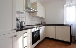 Kühlschrank, Ofen, Herdplatte, Geschirrspüler