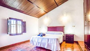 5 chambres, Wi-Fi gratuit, draps fournis