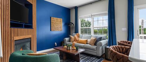 Smart TV, fireplace, DVD player