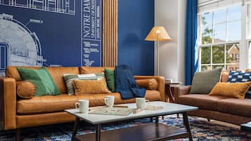 Smart-TV, Kamin, DVD-Player