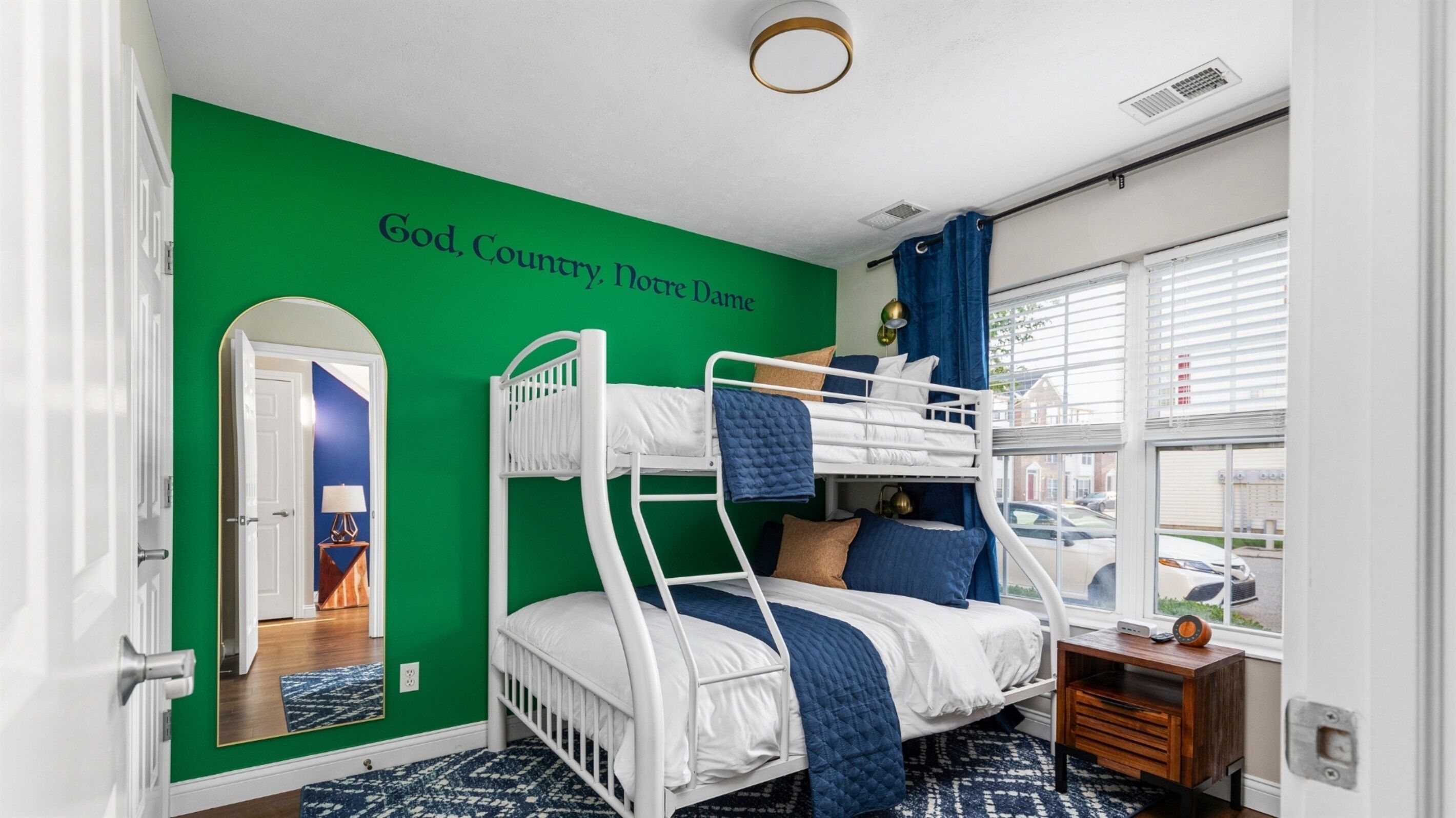 3 bedrooms, iron/ironing board, travel cot, free WiFi