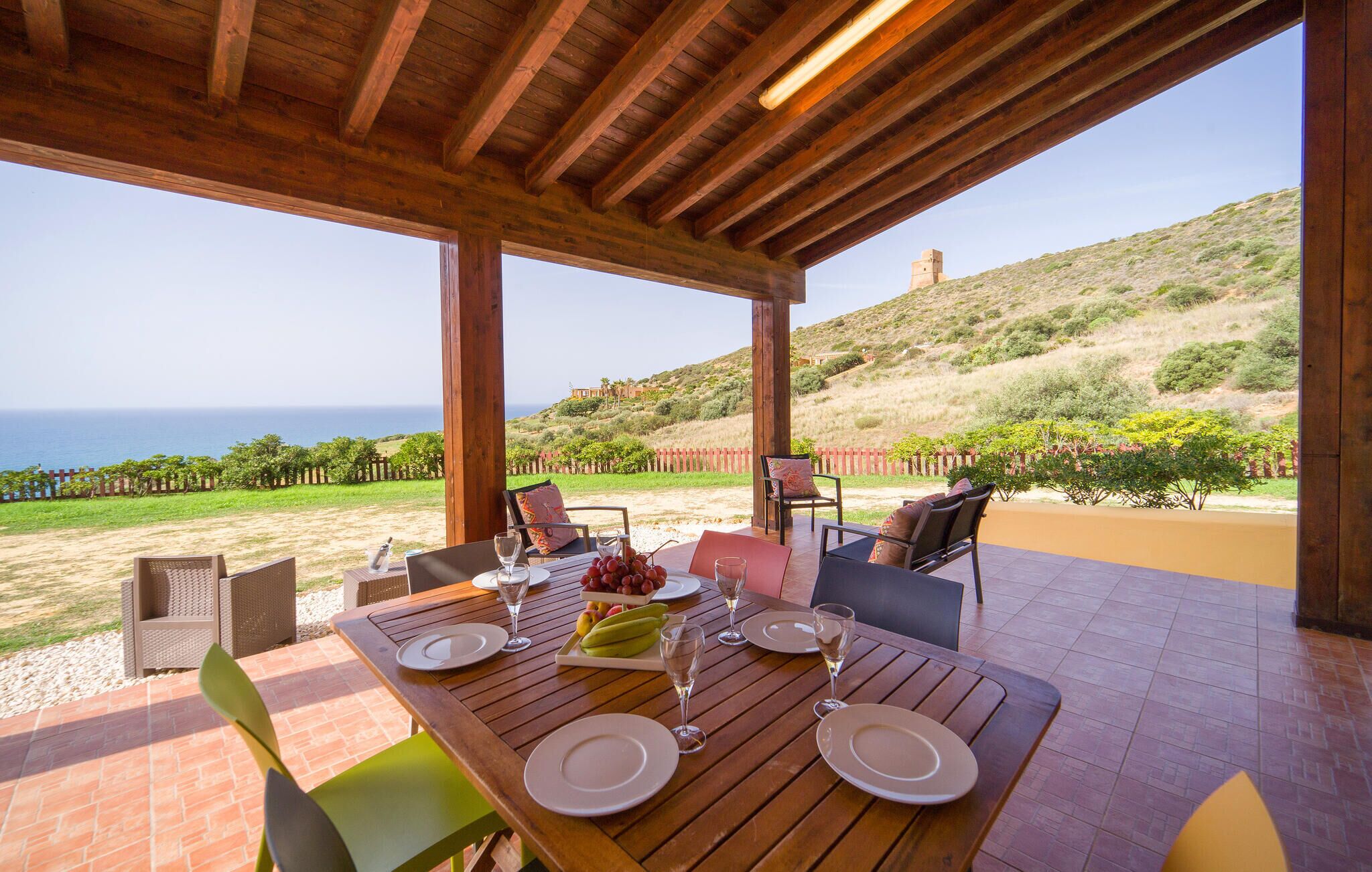 屋外ダイニングエリア