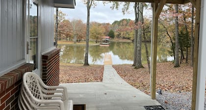 On Weiss Lake with pier and close to boat ramp