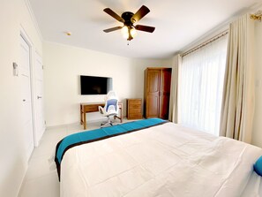 2 bedrooms, desk, iron/ironing board, free WiFi