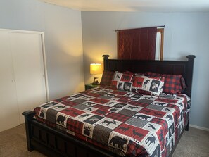 3 bedrooms, WiFi, bed sheets