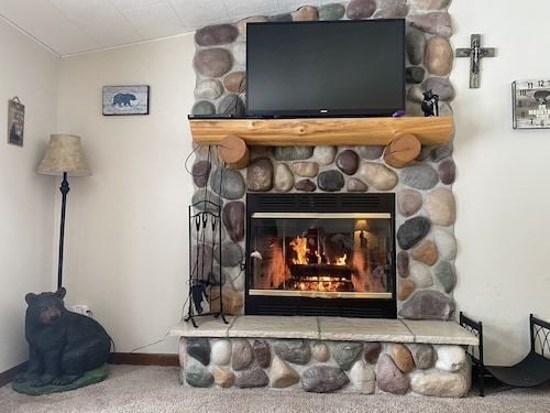 Perfect clean and cozy home base 