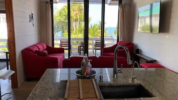 Smart TV, video library